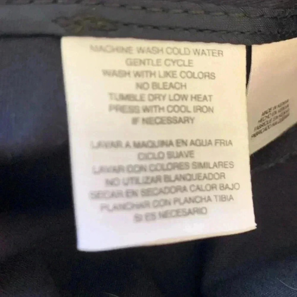 John New York Signature Petite Navy Blue Stretchy  Bermuda Shorts - Picture 6 of 8